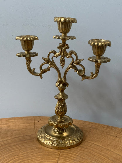 Świecznik na 3 świece mosiądz, odlew lata 80-e - 2 szt.