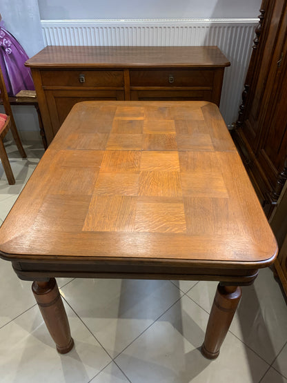 Stół rozkładany, zabytkowy "szachownica" dębowy