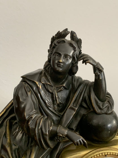 Zegar kominkowy w stylu Napoleona III, brąz złocony i malachit, XIX w