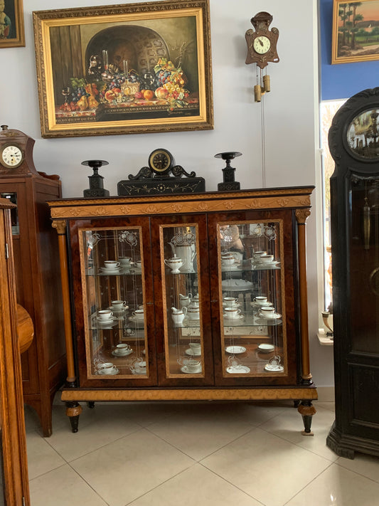 Walnut display cabinet in Empire style