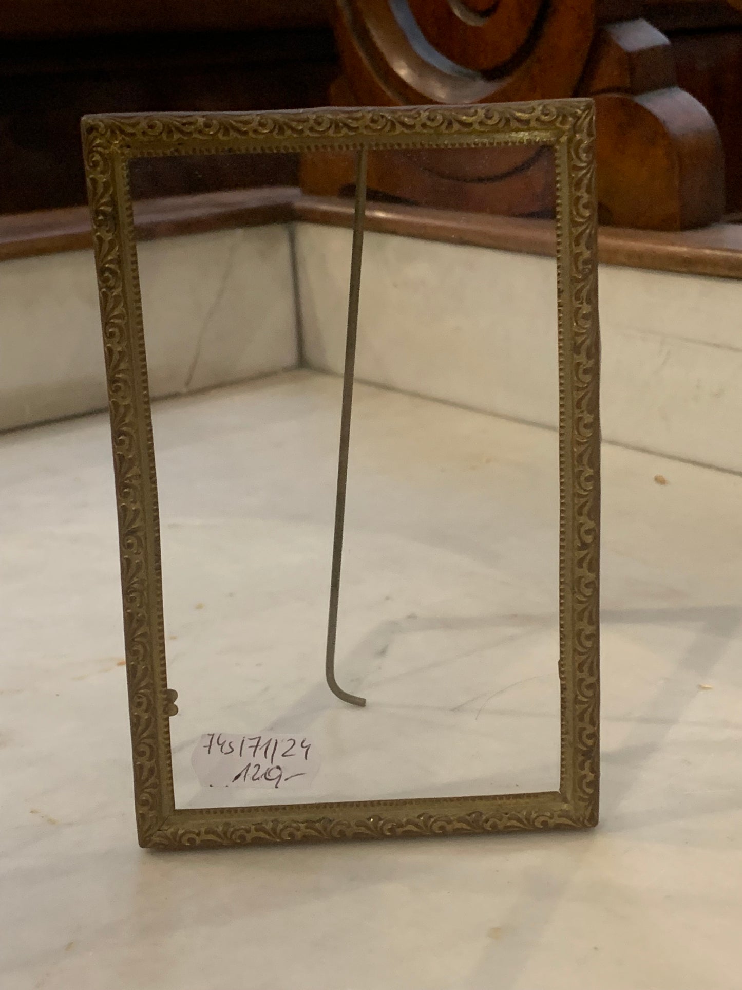 Ramka mała z mosiądzu, z szybką