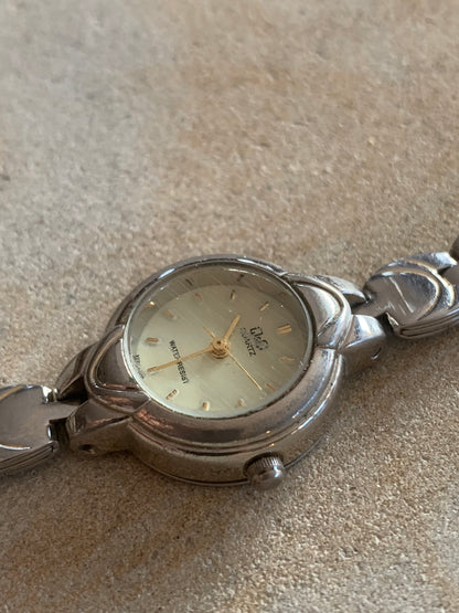 Zegarek damski Q&Q, vintage, kwarcowy