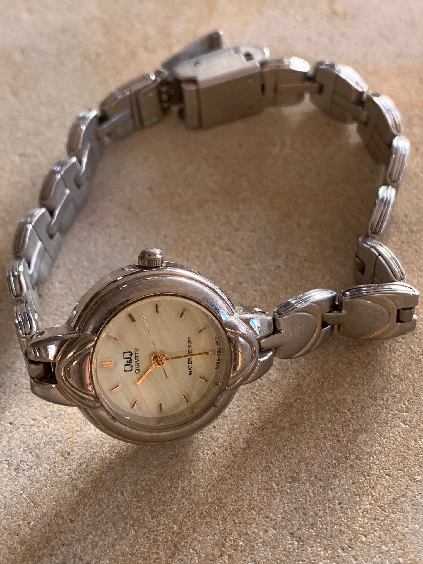 Zegarek damski Q&Q, vintage, kwarcowy