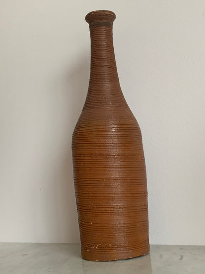 Ceramic vase