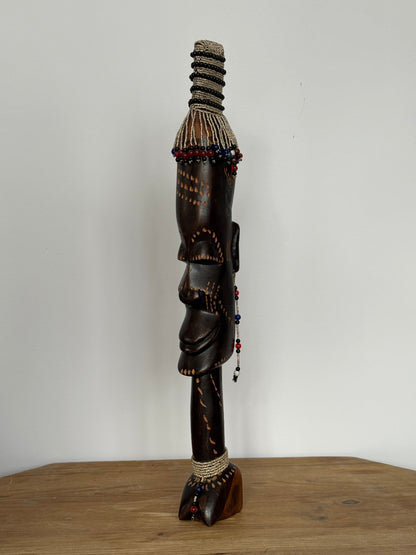 Rzeźba afrykańskiego popiersia