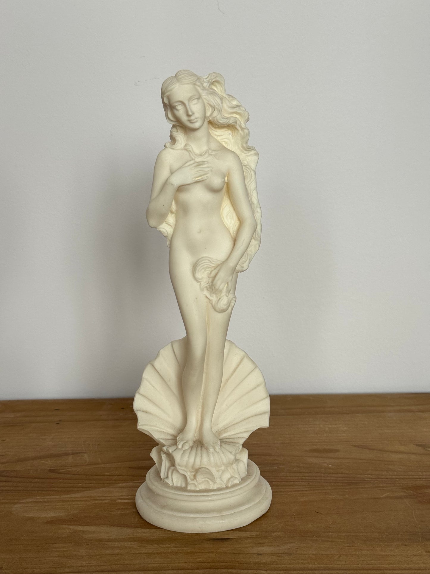 Venus figurine, marble