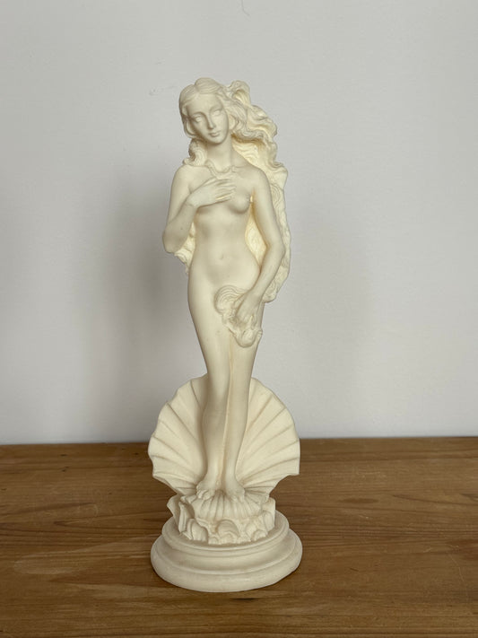 Figurka Wenus, marmur