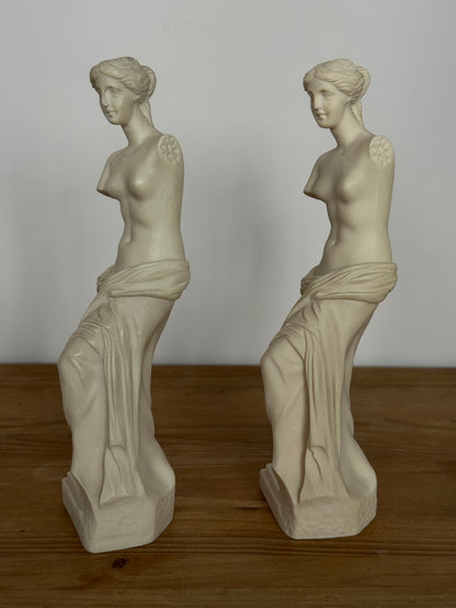 Venus figurines, marble