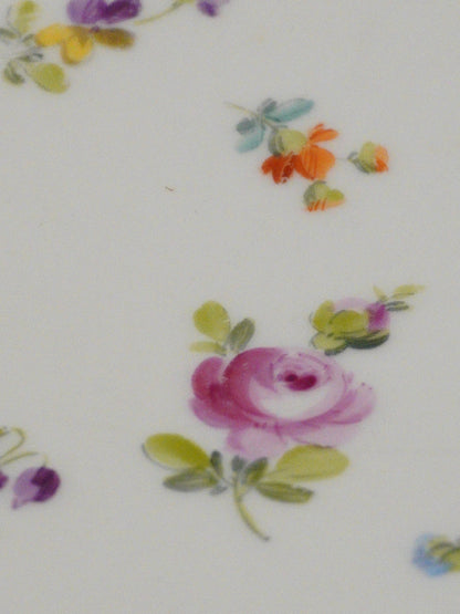 Talerz ażurowy, porcelanowy, sygnowany