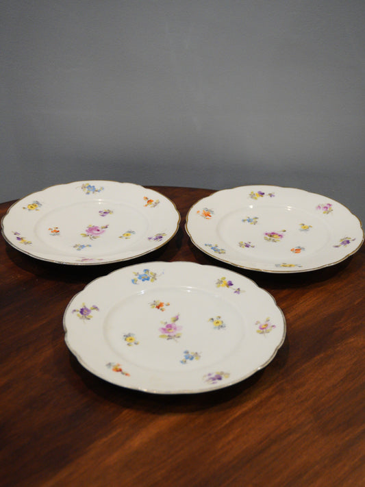 Talerze porcelanowe, deserowe, zestaw 3 sztuk, sygnowane