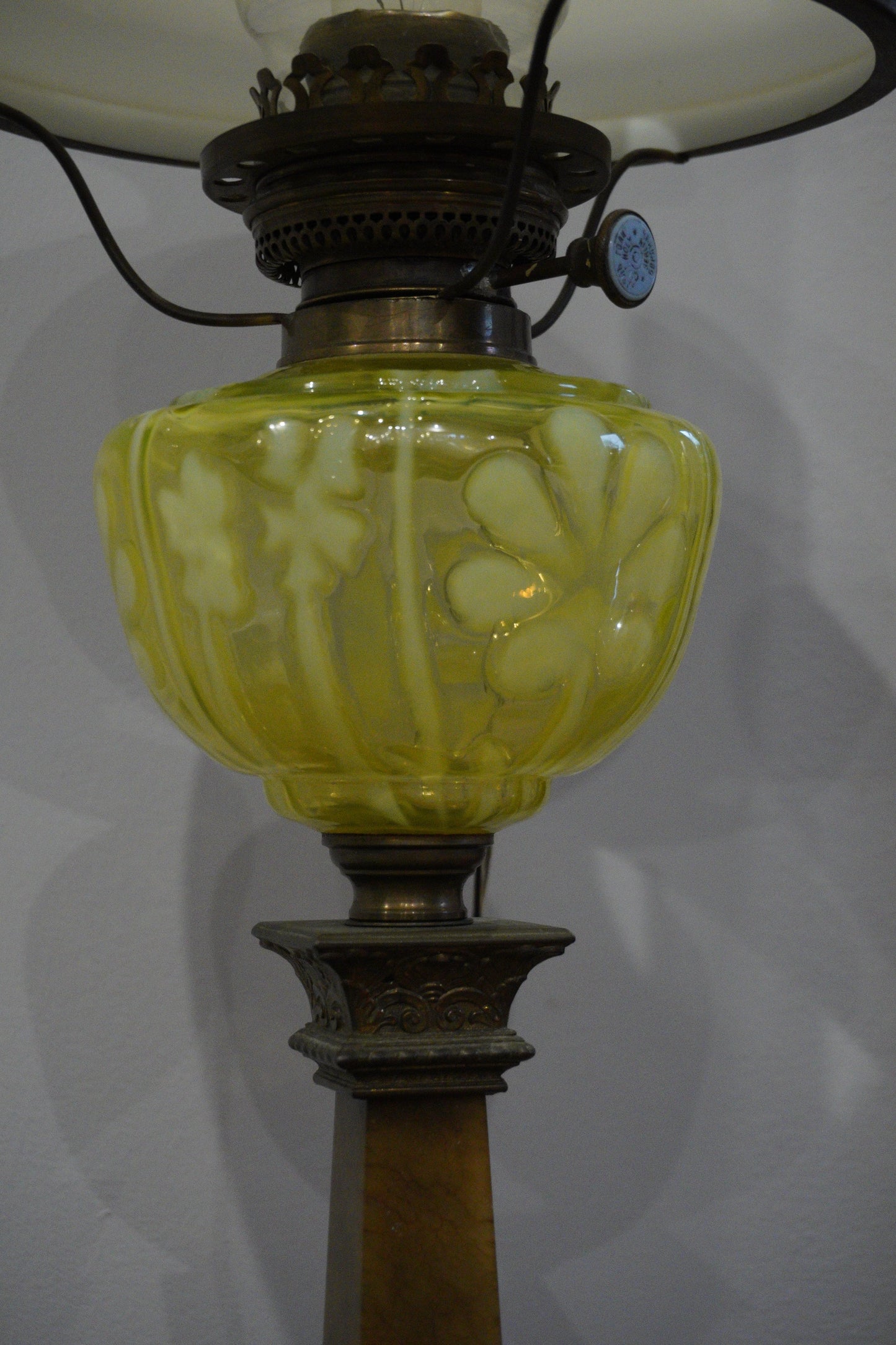 Lampa naftowa, kolumnowa, secesja