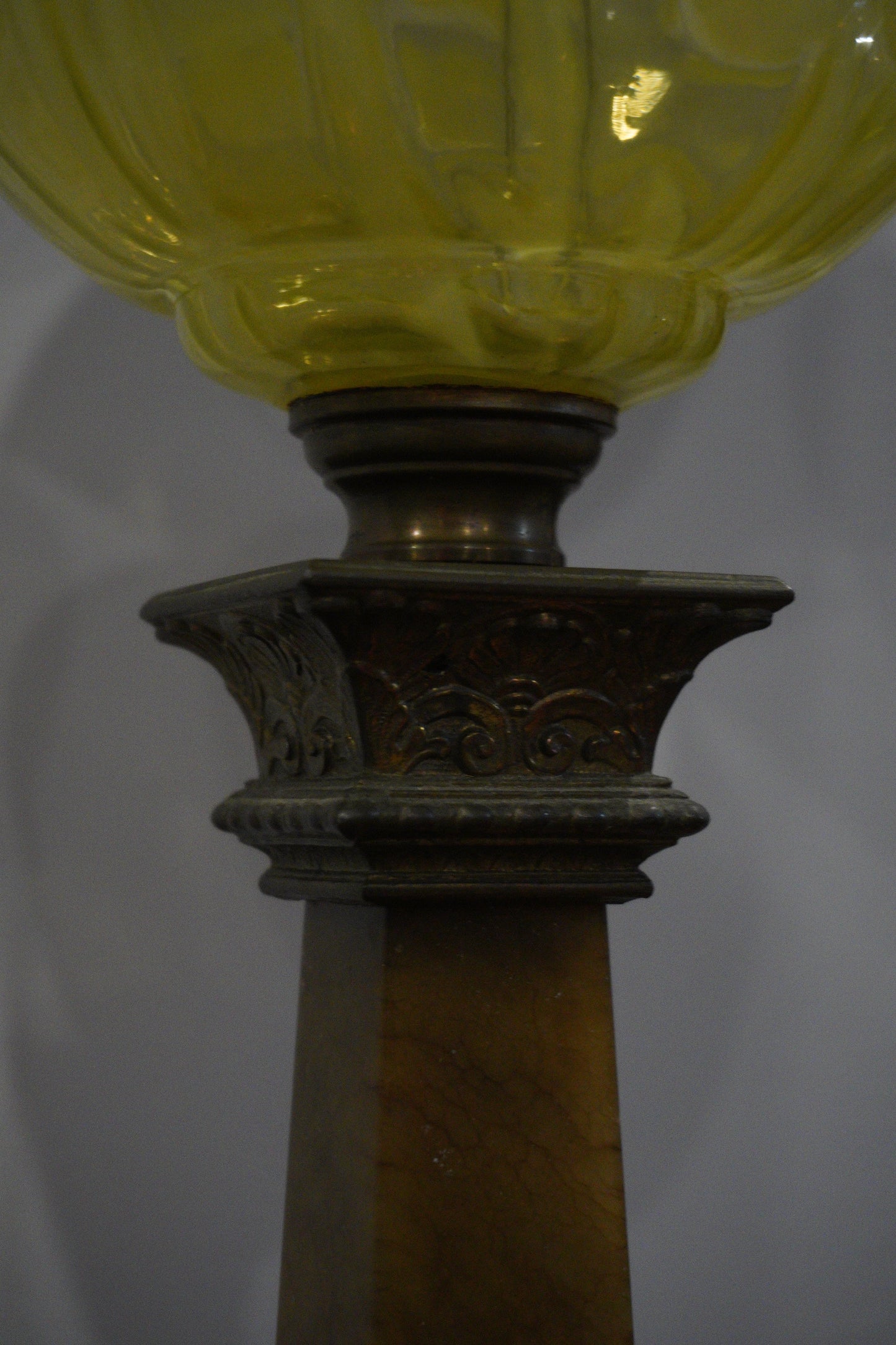 Lampa naftowa, kolumnowa, secesja