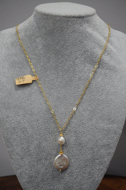 Naszyjnik, perła hodowlana na łańcuszku, srebro pozłacane