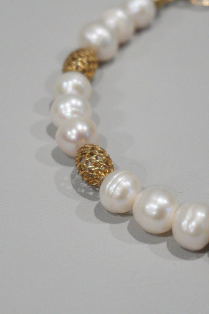 Bransoletka z pereł hodowlanych, srebro pozłacane