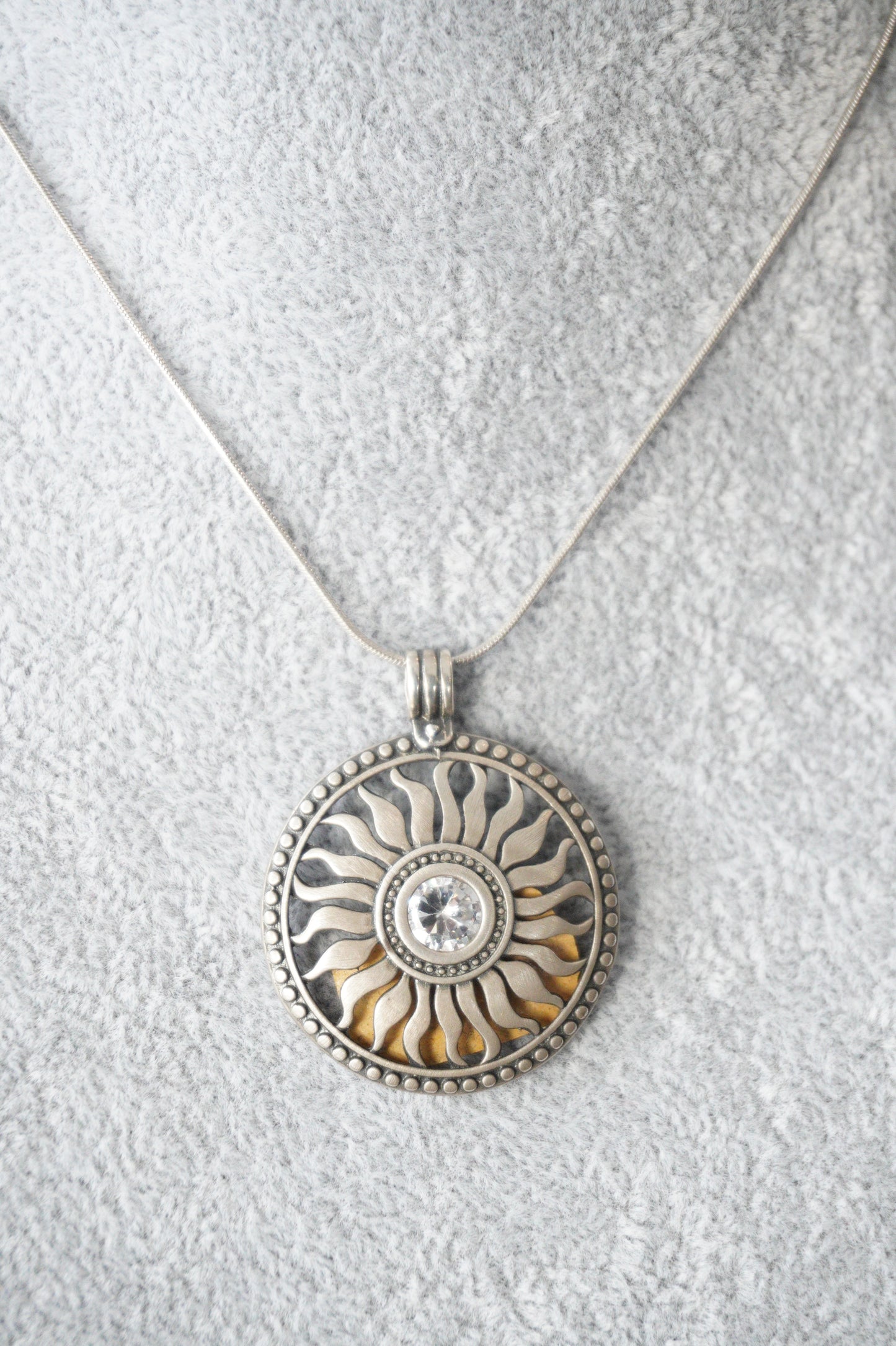 Naszyjnik, zawieszka srebro pr. 925, cyrkonia