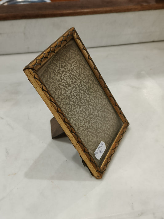 Ramka mała, drewniana, stara