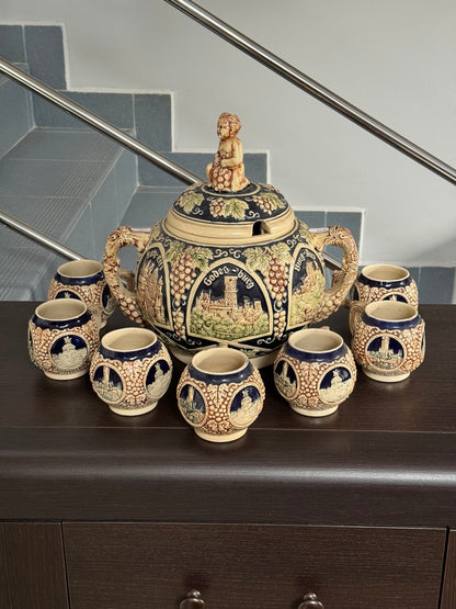 Zestaw do ponczu, waza i 7 kubków