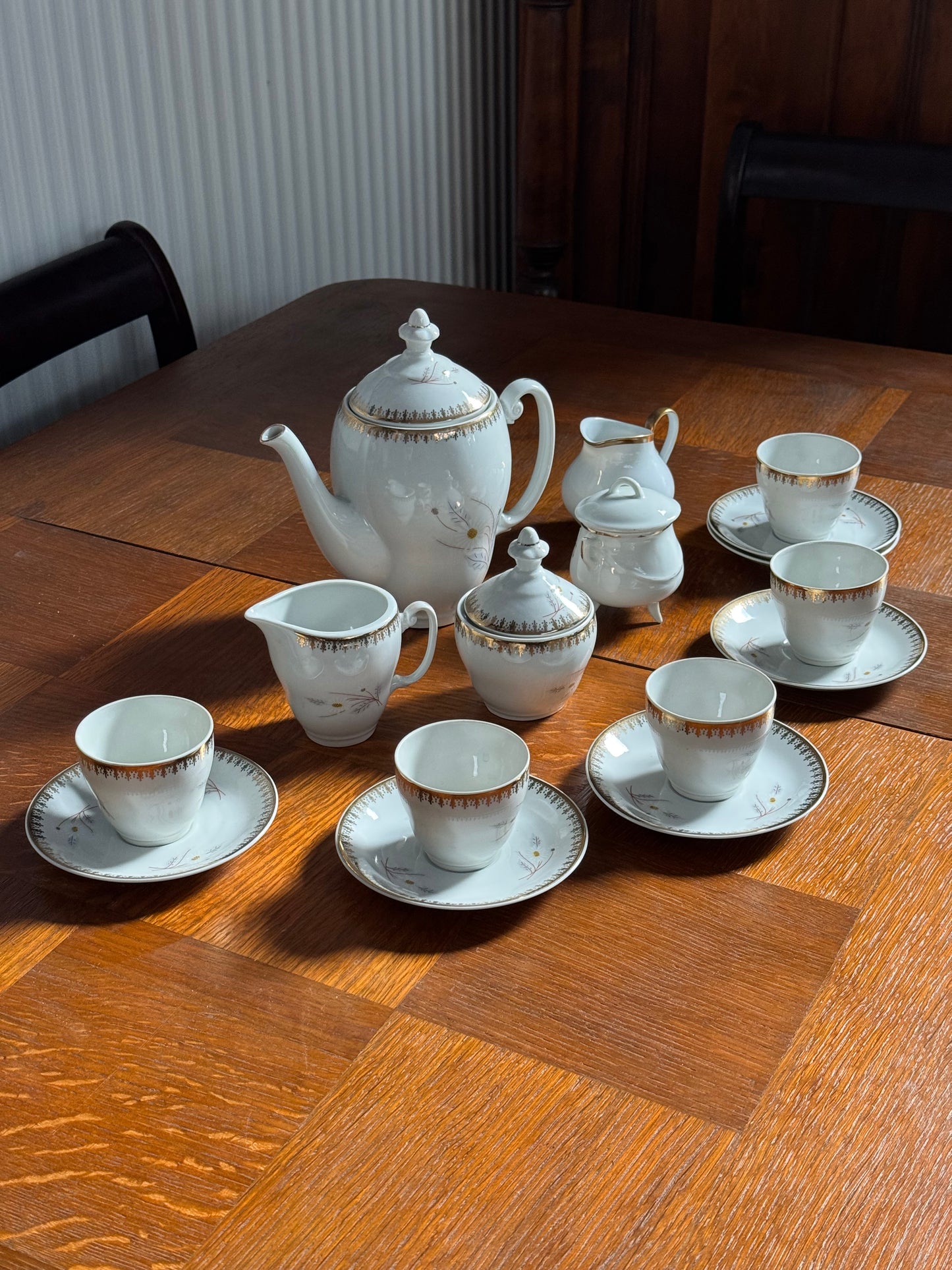 Tea set, porcelain, gold-plated