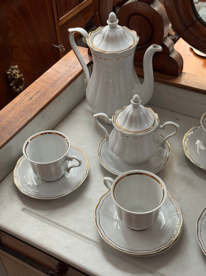 Serwis herbaciany, porcelana, pozłacany