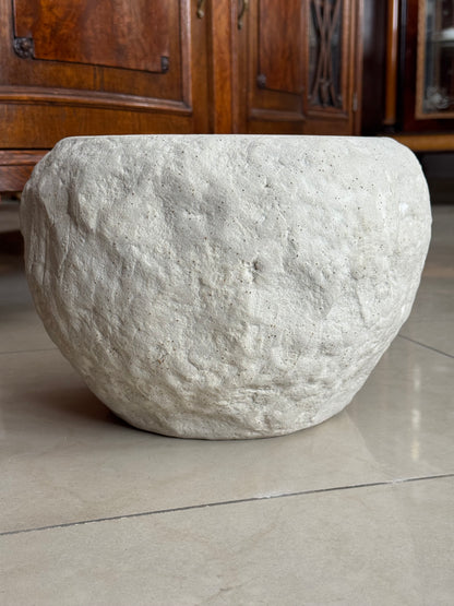 Donica ogrodowa, piaskowiec